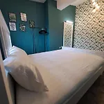 Harrington Suite